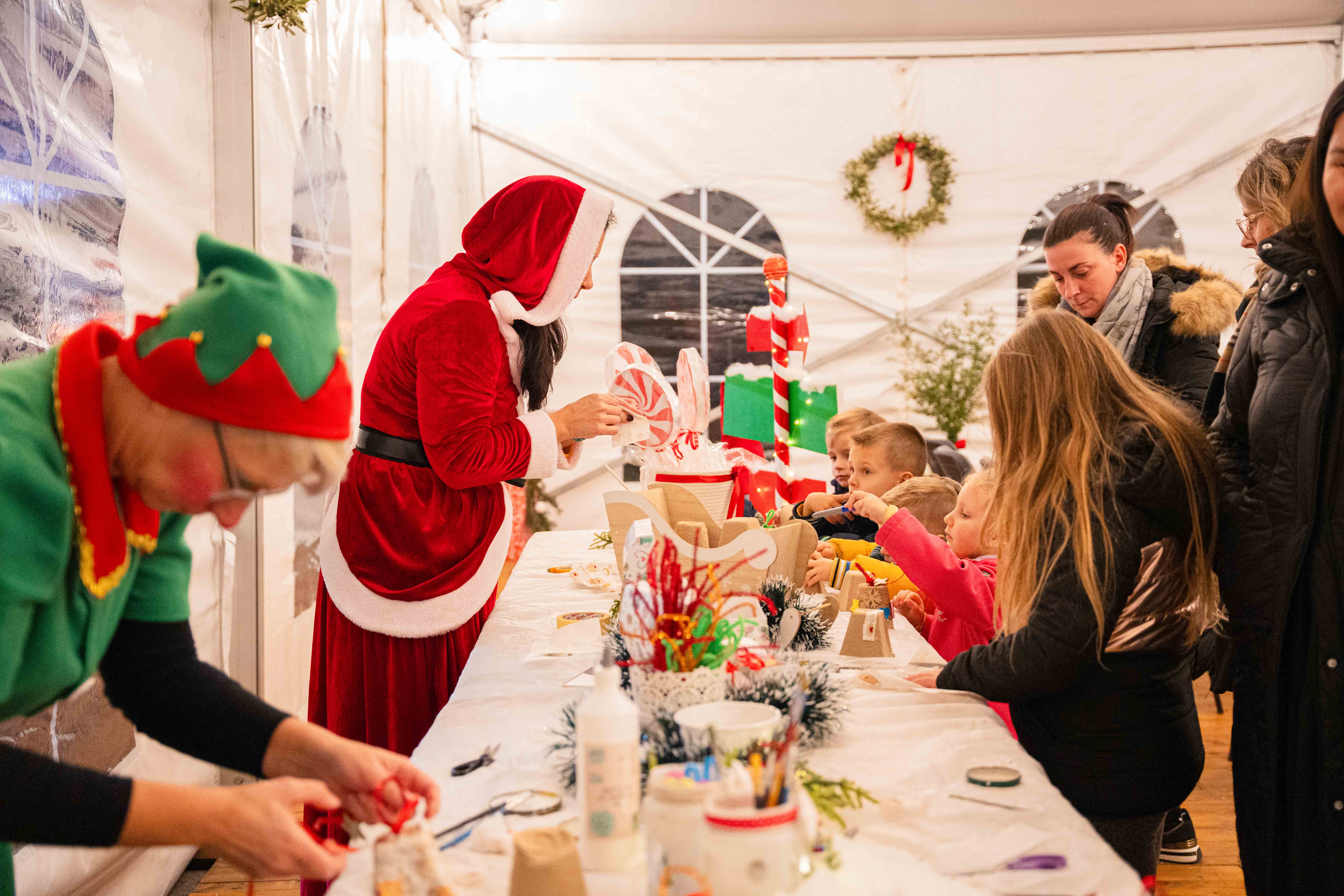 Građani i volonteri kreirali zanimljivi Advent u Barbanu